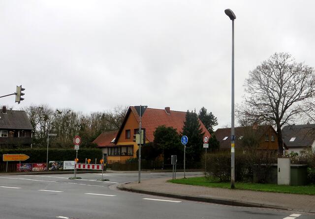 Die Straße nach Reden wurde abgesperrt. Inzwischen aber wieder aufgehoben.