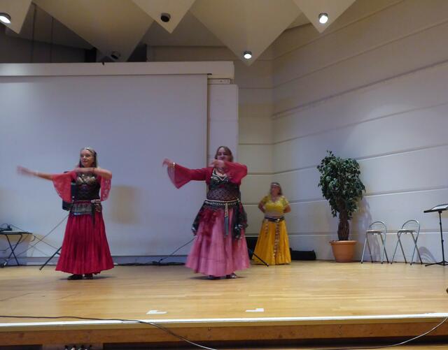 Auftritt in der Aula in Langenhagen | Foto: Shima Mahi
