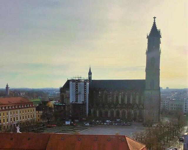 Ganz oben angelangt, der DOM und DOMPLATZ schön zu sehen...