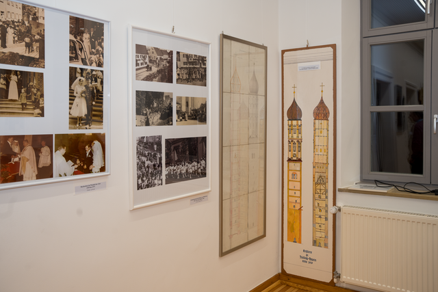 Impressionen zur Ausstellung "150 Jahre Stadtpfarrkirche Friedberg" während des Friedberger Advent 2023 in der Friedberger Archivgalerie | Foto: FSeventfoto