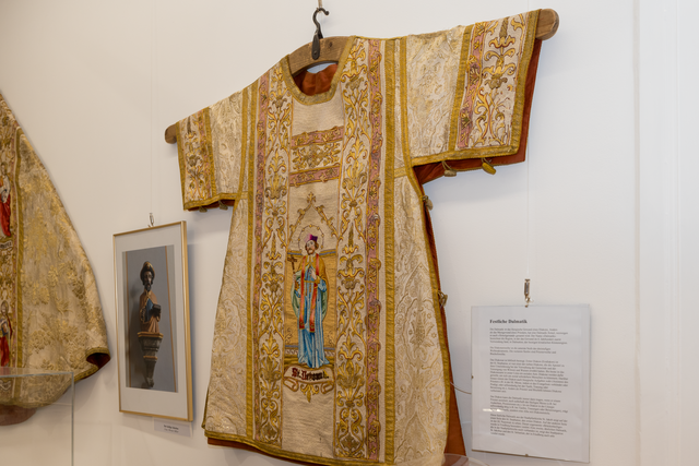 Impressionen zur Ausstellung "150 Jahre Stadtpfarrkirche Friedberg" während des Friedberger Advent 2023 in der Friedberger Archivgalerie | Foto: FSeventfoto