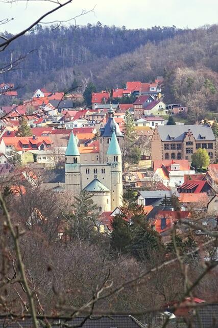 Stiftskirche Gernrode vom Tempelberg aufgenommen (Archivbild)
