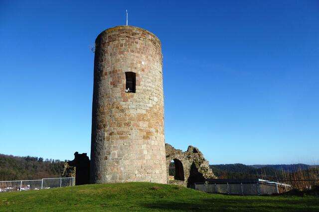 Bergfried, der bestiegen werden kann.