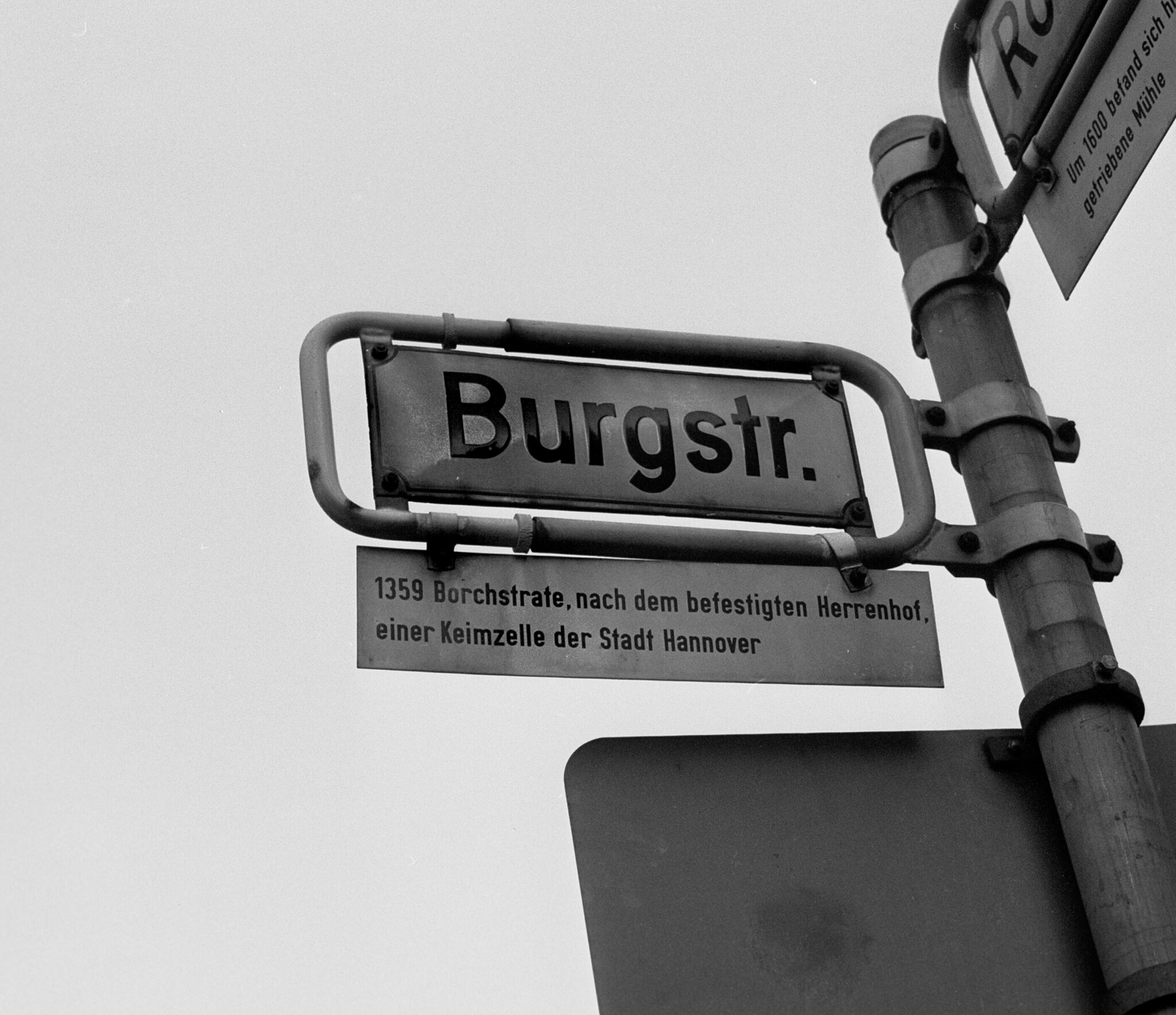 Burgen und Schlösser Eine Straße aber keine Burg, oder doch