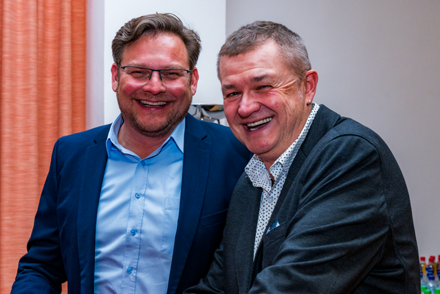 Dankesfeier zum Chrstkindlmarkt "Friedberg karitativ 2023" - Im Bild Verkehrsvereinspräsident Daniel Götz (links) und Organisator Tom Treffler | Foto: FSeventfoto