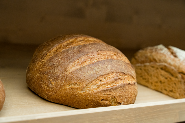 Fünf Bäckereien der Bäcker-Innung Augsburg stellten sich am 5. und 6. Januar in der Augsburger City-Galerie der freiwilligen Brot- und Semmelprüfung durch das Deutsche Brotinstitut e.V. aus Berlin. | Foto: FSeventfoto