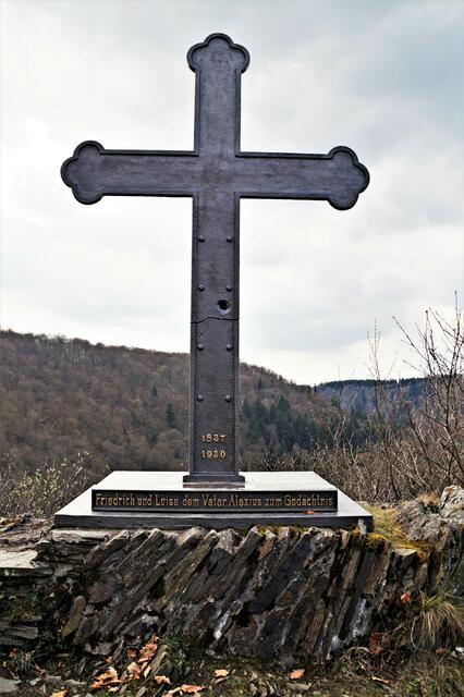 Gedenkkreuz für Fürst Alexis an der Mägdetrappe, 