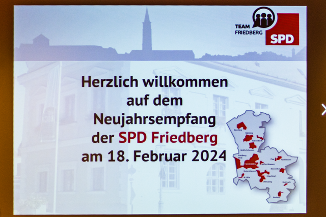 Neujahrsempfang 2024 der SPD Friedberg/Bayern - Gestaltung der Präsentation: Johannes Sasse | Foto: FSeventfoto