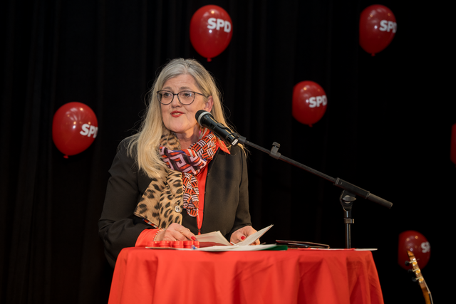 Neujahrsempfang der SPD Friedberg/Bayern - Ansprache SPD-Vorsitzende Ulrike Sasse-Feile | Foto: FSeventfoto