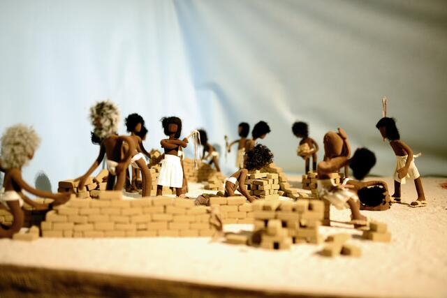 Figuren von Iris Donges.