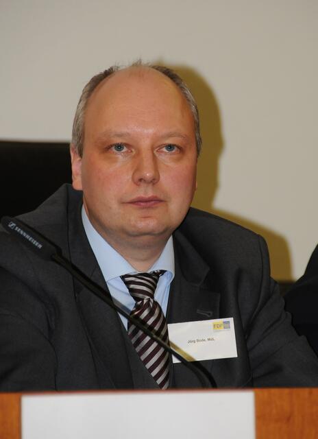 Zum Glück gab es Namensschilder: So konnte ich  das Foto von Jörg Bode richtig zuordnen.