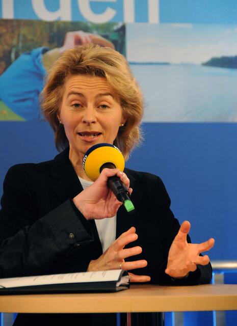 und noch einmal  Ursula von der Leyen