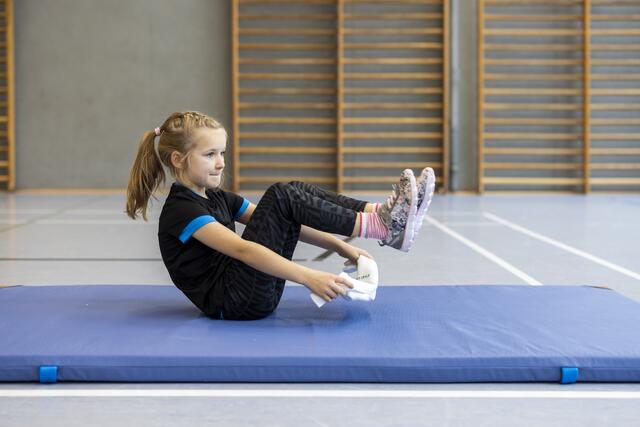 Die Kampagne „DEICHMANN bewegt: Deutschlands fitteste Grundschule“ hat das dabei Ziel, dem Mangel an Bewegung entgegenzuwirken und Kinder zu mehr körperlicher Aktivität zu motivieren. | Foto:  TRD Pressedienst. Quelle: Deichmann/ TRD Pressedienst