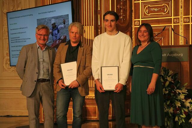 von links Jürgen K. Enninger, Jörg Hofbauer, Pablo Calliet, Martina Wild | Foto: Marianne Stenglein