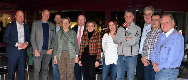 Zum Abschluss des Besuchs in Königsbrunn: der Austausch mit den Unternehmern. | Foto: Anke Maresch