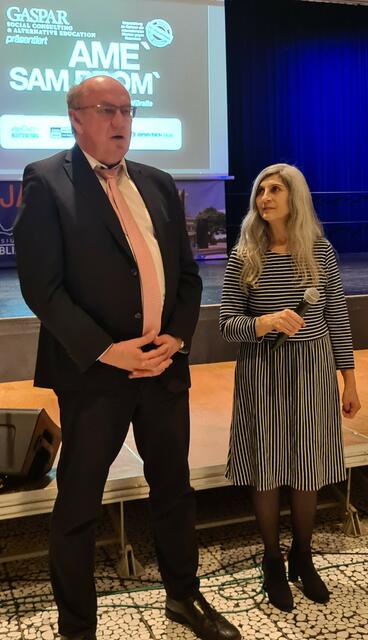 Begrüßung OStD Michael Beer und Iovanca Gaspar
