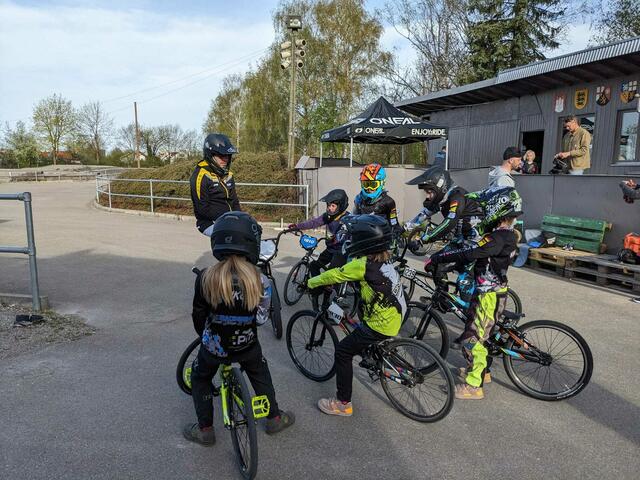 Foto: Sascha Ortel, Iv Ortel, Holger Stolz, Simone Kaffer, Franziska Schaefer, Sandra Rudolf