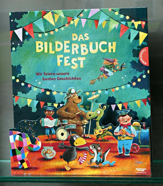 Bücher und mehr im Klosterladen