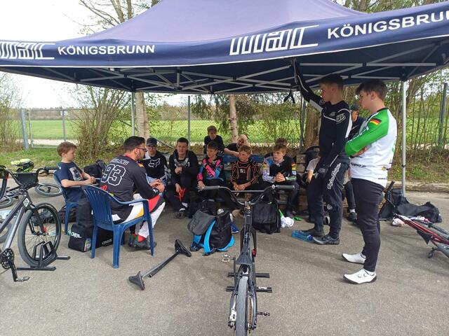 Foto: Sascha Ortel, Iv Ortel, Holger Stolz, Simone Kaffer, Franziska Schaefer, Sandra Rudolf