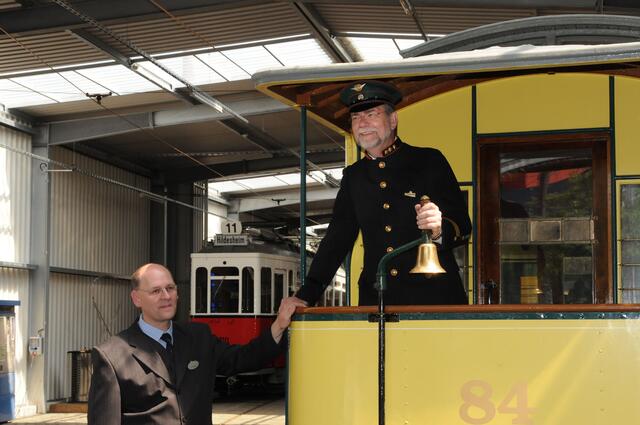 Für Pressefotos shclüpfte Lindenberg in eine historische Uniform.