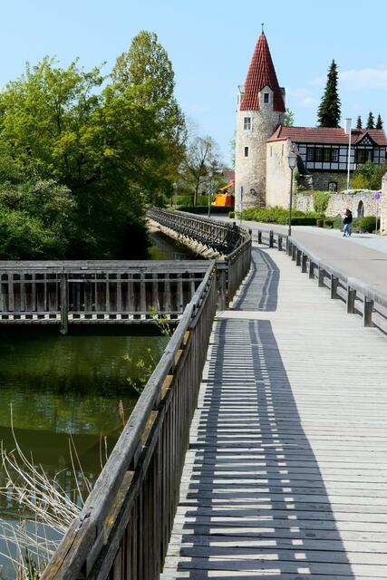 Hier erkennt man noch Reste der historischen Stadtmauer