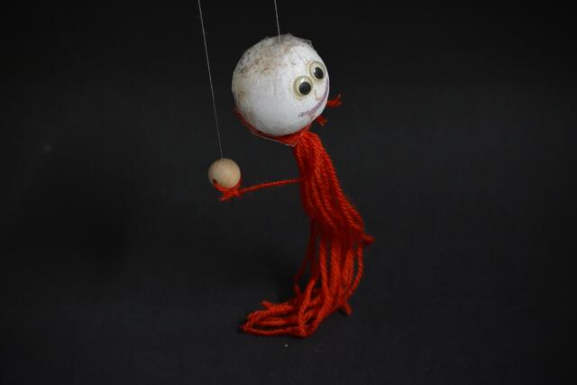 Das Erstlingswerk (1992): Mit fünf Jahren bastelte Florian Moch seine erste Marionette: ein Gespenst. | Foto: Florian Moch