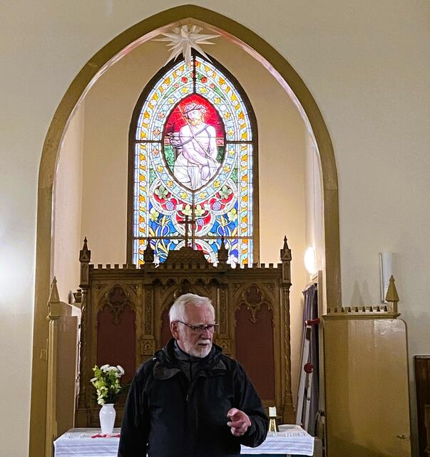 Kirchenführer mit profunden Kenntnissen. 