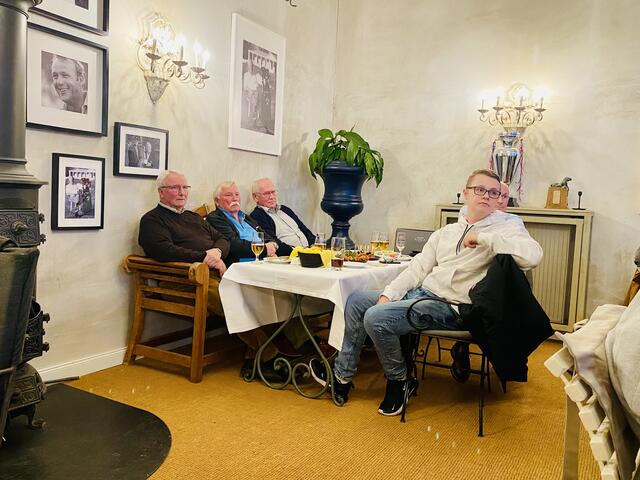 Junge Union Sehnde, gemeinsam mit der Senioren Union im Clubhaus des Golfclubs Rethmar / Sehnde #cdu  | Foto: cdu ov sehnde / (jr)