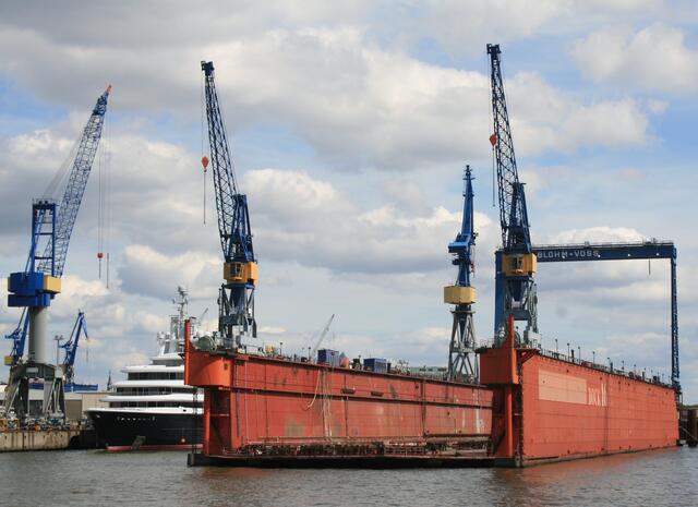 Ein Schwimmdock
