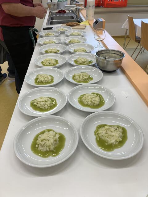 Halt hier fehlt noch der Saibling. | Foto: Alfred Zinsmeister