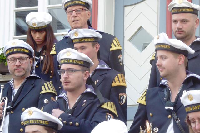 Gleich wird das Gruppenfoto erstellt.