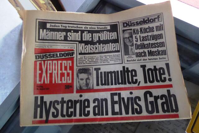 Die Düsseldorf-Ausgabe des Express vom 19.08.1977: Berichte zum Tod von Elvis Presley.