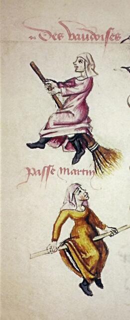 1510 ein Hexenflug fliegen nicht nur auf Beesen zun Blocksberg/Brocken im Harz, Sachen-Anhalt
auch Verzettgabeln sind dafür bekannt, mit diesen wurde das Gras fluftig aufgeschüttelt um besser zu trocknen
Dies Arbeit wurde meist von Frauen verrichtet...