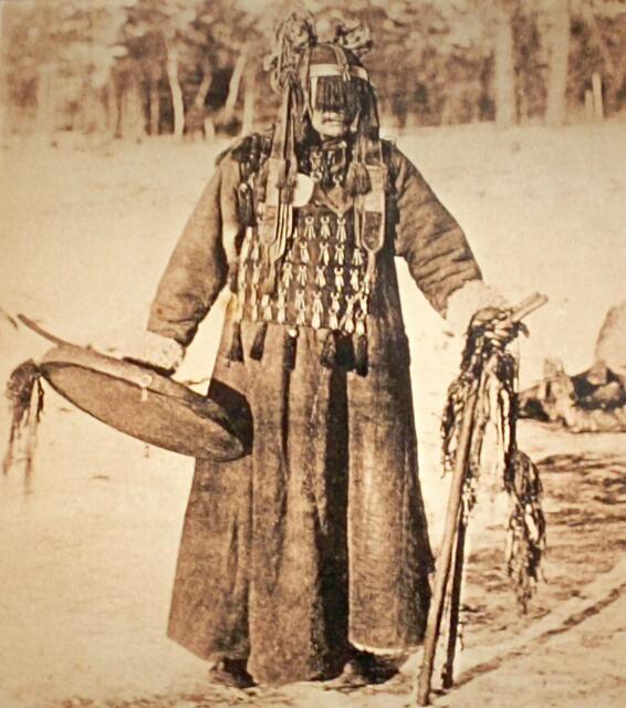 Burjatischer Schamane, Sibirien Postkarte um 1907
Ferner Osten Rußlands, Ostufer des Baikals