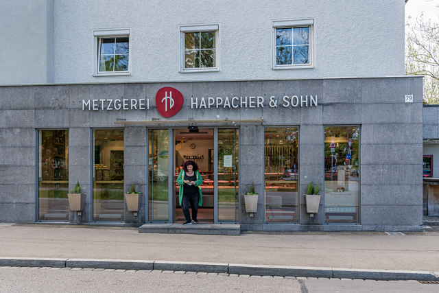 Sabinas Kochstudio - Sabina Scherer trifft Lady Thermomix Andrea Happacher - Andrea Happacher kauft beste Fleichwaren  im Familienbetrieb Happacher &amp; Sohn in Ausgburg | Foto: FSeventfoto