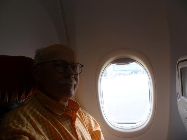 Heimflug nach einer herrlichen Rundreise durch Kirgisistan und einer tollen Laufveranstaltung am Issyk-Kul-See.
