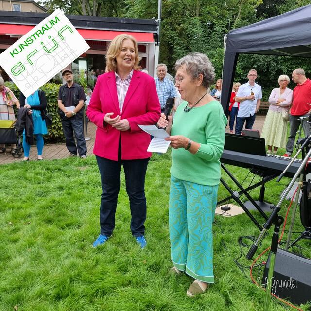 Eröffnung Bärbel Bas und Edeltraud Klabuhn | Foto: Foto CAGrundei