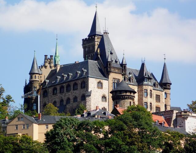 Märchenhaft ist das Schloss.