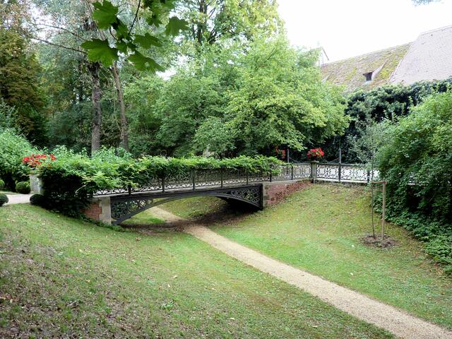 Im Schlosspark Affing | Foto: Dr. Hubert Raab