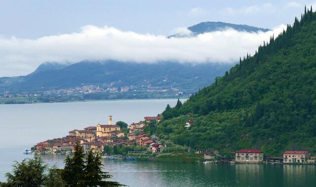 ... und ich Richtung Süden (Peschiera Maraglio)