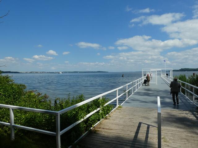Anlegestelle in Zippendorf etwas abseits des Strandes gelegen. 
