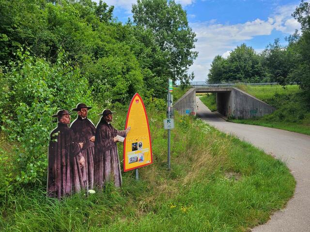 Der Wanderweg verläuft kurz zusammen mit dem Jesuitenweg | Foto: Dr. Hubert Raab