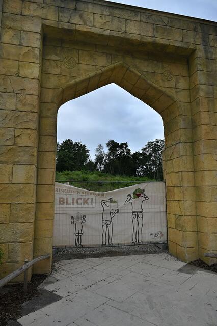 Hier kann man schon einmal einen Blick riskieren.