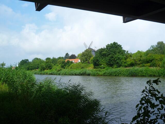 Buchholzer Mühle am Mittelland-Kanal, Hannover.
