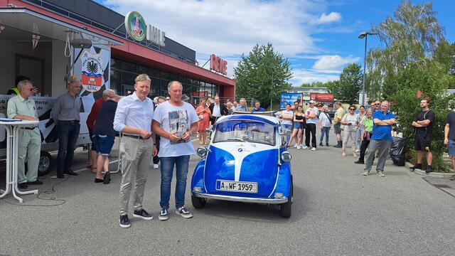 Über 100 Teilnehmer stellten ihre Oldtimer zur Schau.