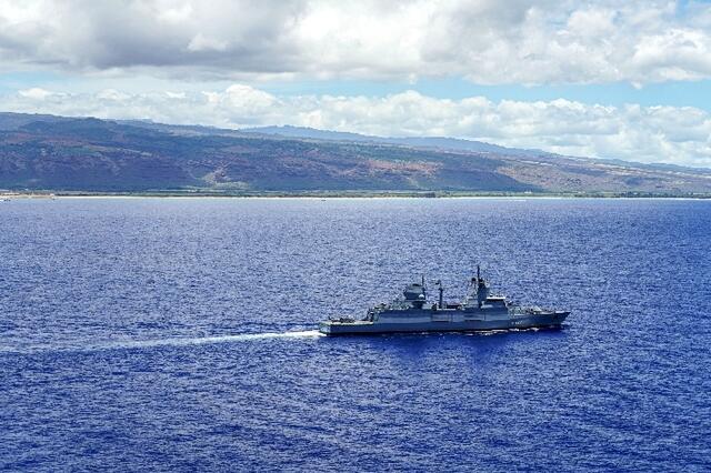 Die Fregatte BADEN- WÜRTTEMBERG vor der hawaiianischen Küste | Foto: Bundeswehr