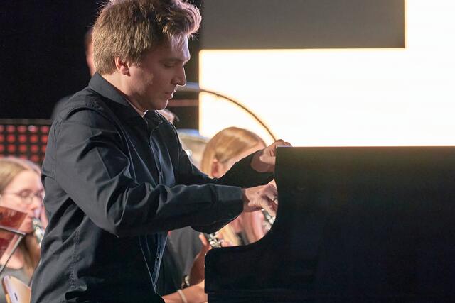 Evgeny Konnov begeisterte das Publikum mit der "Rhapsody in Blue" von George Gershwin. | Foto: Harry Kraus