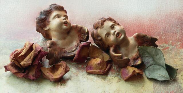 "Engel sehen sich alle ähnlich." - Zitat: Heinrich Heine 