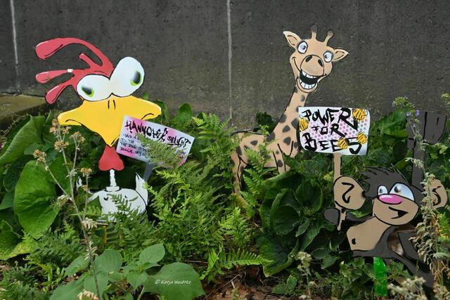 Streetart in Hannover (Foto: Katja Woidtke)

Danke an Zike Monkey Squad!

Entdeckt am Neuen Rathaus  | Foto: Katja Woidtke