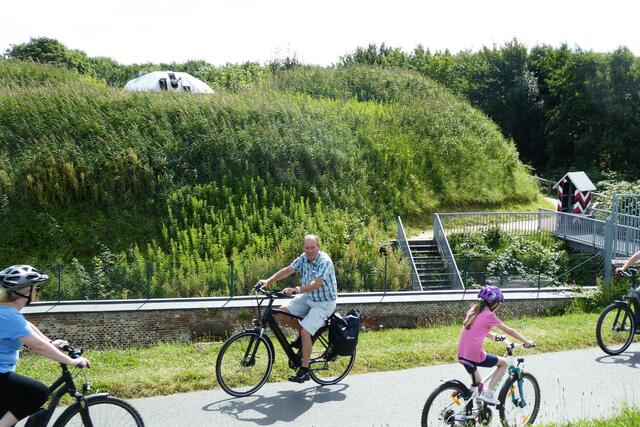 Das Fort Kugelbake im Stadtteil Döse ist die einzige noch erhaltene deutsche Marine-Festung. Sie sollte zur Kontrolle der Elbmündung dienen.